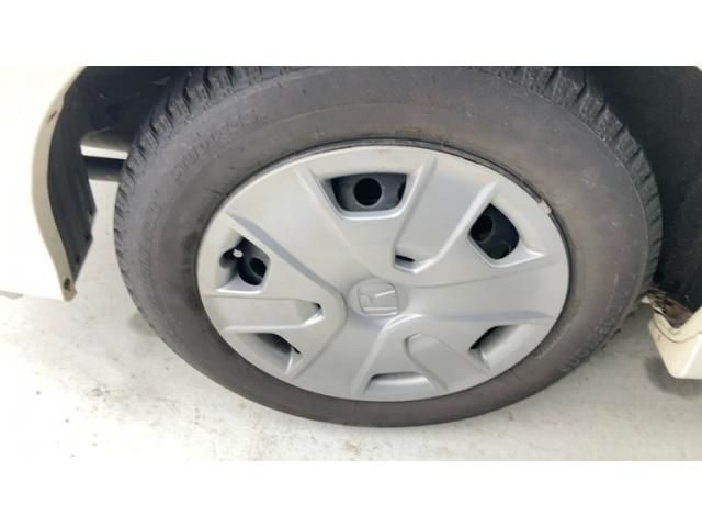 HONDA FIT SHUTTLE HYBRID 2011