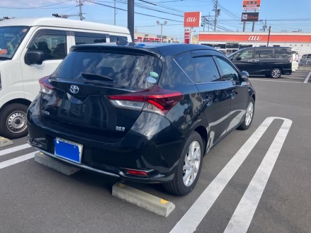 TOYOTA AURIS HYBRID 2017