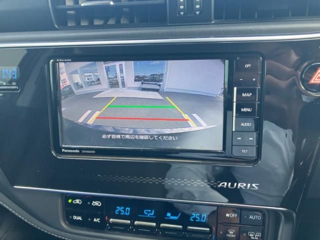 TOYOTA AURIS HYBRID 2017