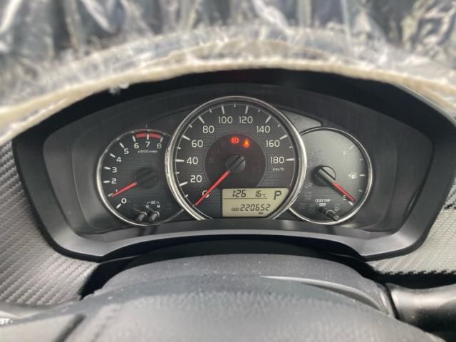 TOYOTA COROLLA FIELDER 2013