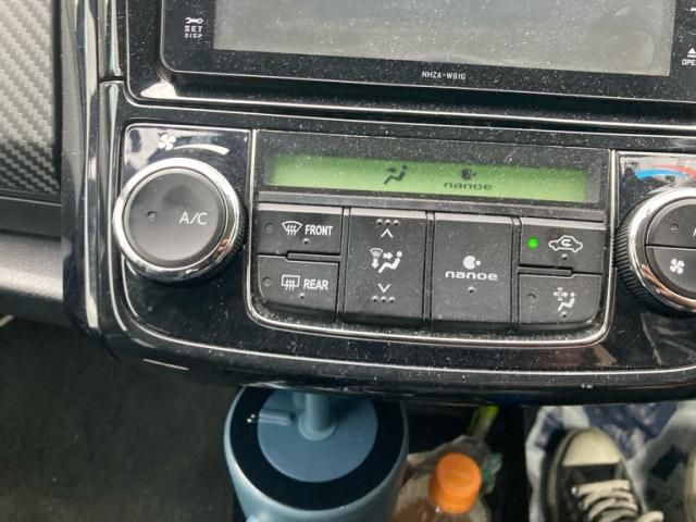 TOYOTA COROLLA FIELDER 2013