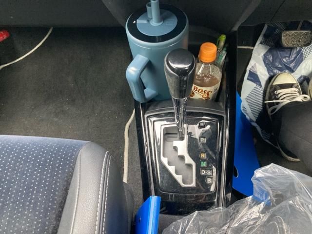 TOYOTA COROLLA FIELDER 2013