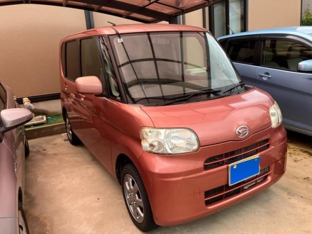 DAIHATSU TANTO 2010
