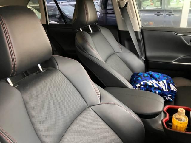 TOYOTA RAV4 4WD 2023