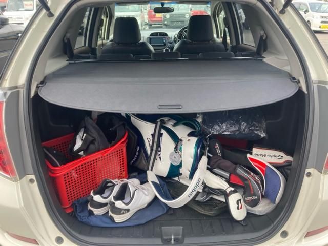 HONDA FIT SHUTTLE HYBRID 2013