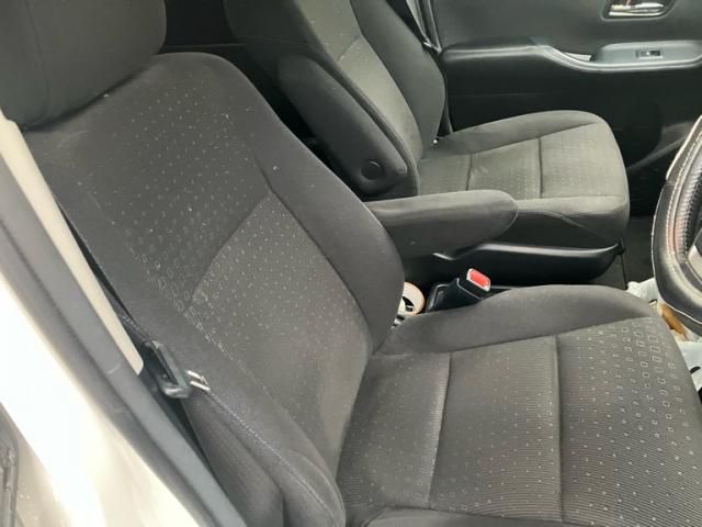 TOYOTA VOXY HYBRID 2017