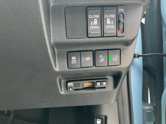 HONDA FREED plus 4WD 2020