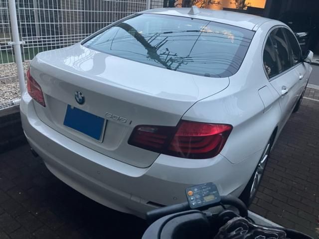 BMW BMW 5series sedan 2011