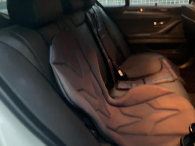 BMW BMW 5series sedan 2011