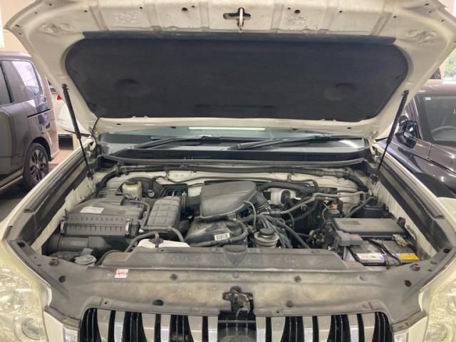 TOYOTA LANDCRUISER PRADO 2012