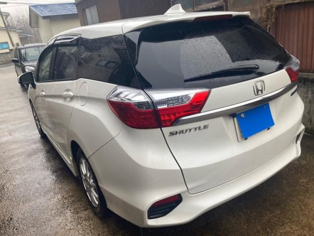 HONDA SHUTTLE HYBRID 2016