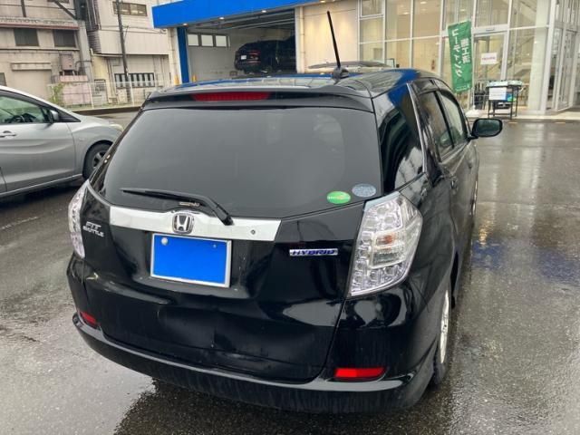 HONDA FIT SHUTTLE HYBRID 2013