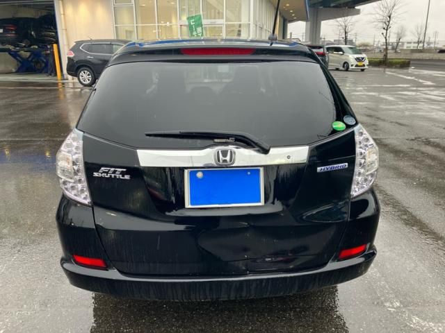 HONDA FIT SHUTTLE HYBRID 2013