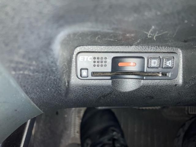 HONDA FIT SHUTTLE HYBRID 2013