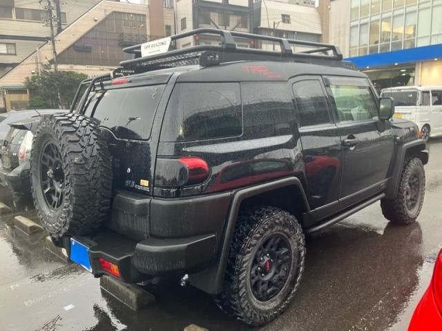 TOYOTA FJ CRUISER 4WD 2012