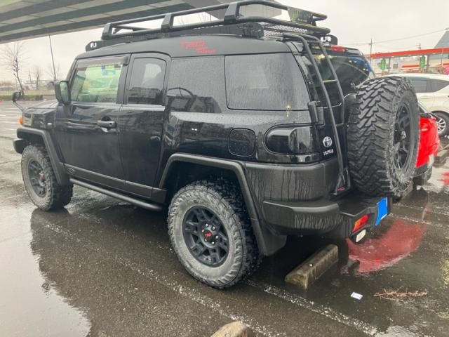 TOYOTA FJ CRUISER 4WD 2012