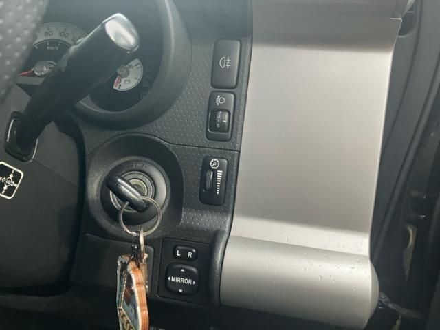 TOYOTA FJ CRUISER 4WD 2012