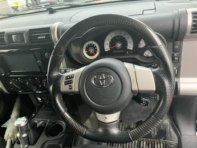 TOYOTA FJ CRUISER 4WD 2012