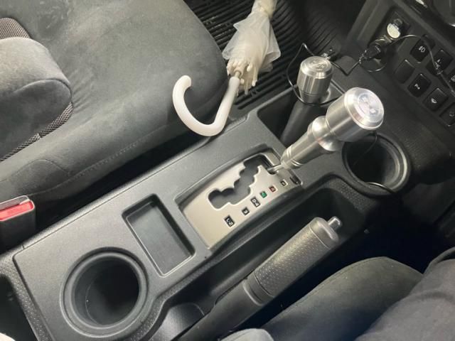 TOYOTA FJ CRUISER 4WD 2012