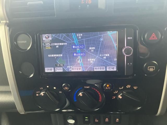 TOYOTA FJ CRUISER 4WD 2012