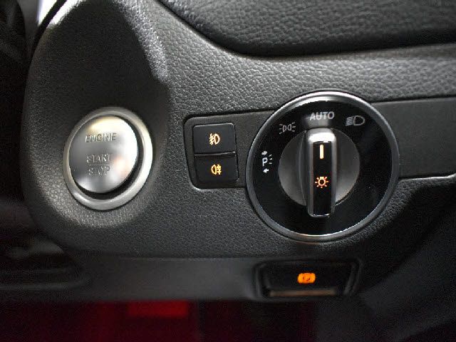 MERCEDES BENZ MERCEDES BENZ GLA class 2019