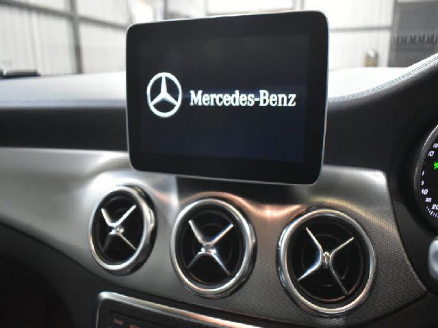 MERCEDES BENZ MERCEDES BENZ GLA class 2019