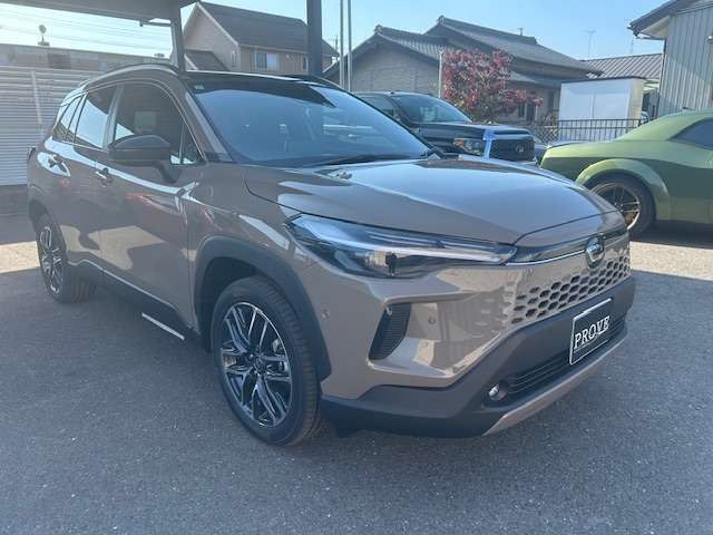 TOYOTA COROLLA CROSS HYBRID 2025