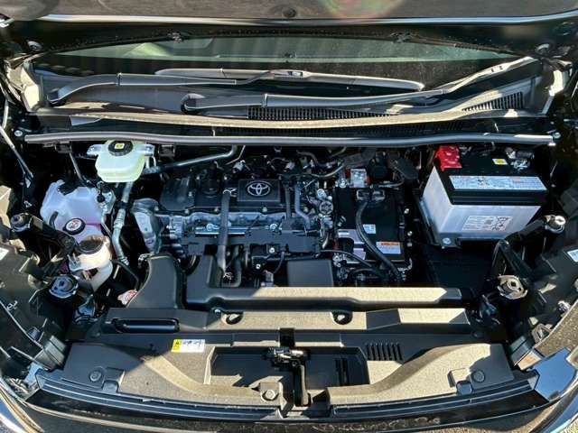 TOYOTA VOXY HYBRID 2025