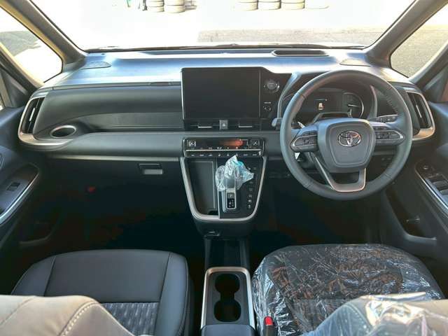 TOYOTA NOAH HYBRID 2025