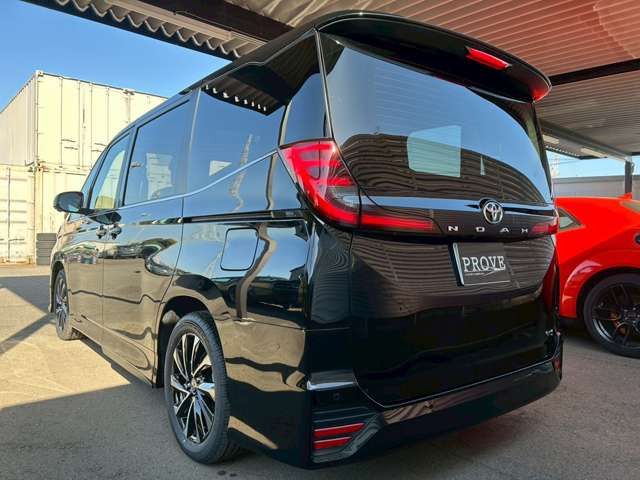 TOYOTA NOAH HYBRID 2025