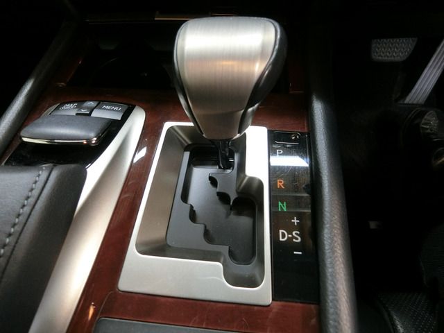 TOYOTA LEXUS LS600h 2012