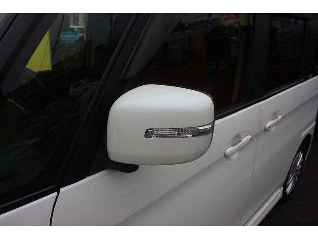 SUZUKI Spacia custom Z 2017