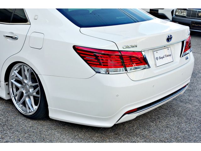 TOYOTA CROWN MAJESTA HYBRID 2013