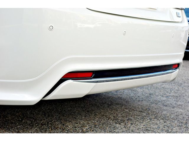 TOYOTA CROWN MAJESTA HYBRID 2013