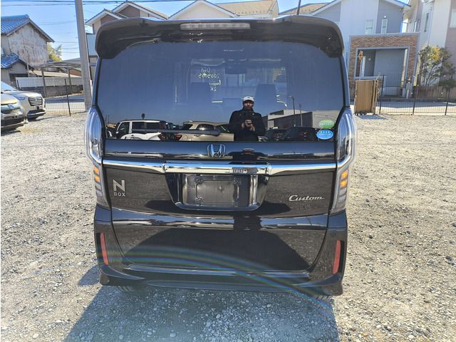 HONDA N BOX CUSTOM 2017