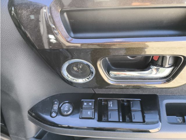 HONDA N BOX CUSTOM 2017