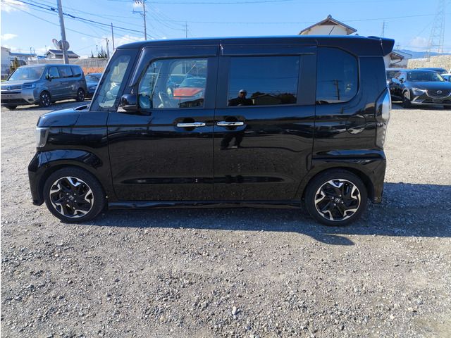 HONDA N BOX CUSTOM 2017