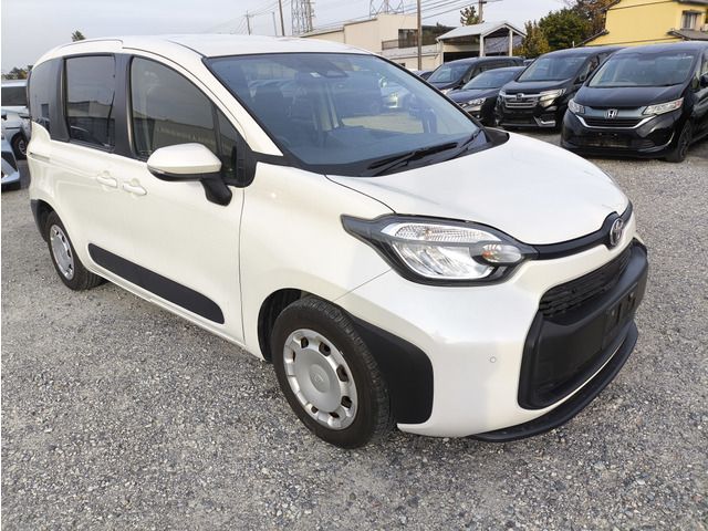 TOYOTA SIENTA 2022