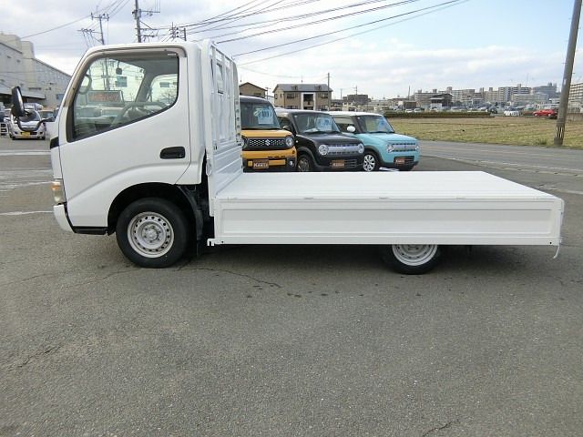 TOYOTA TOYOACE 2004