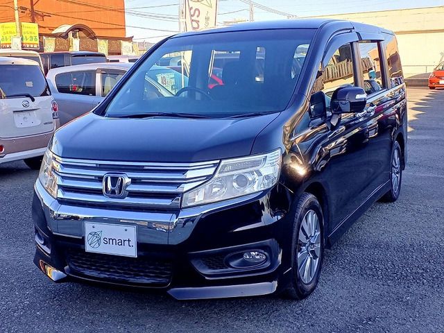 HONDA STEPWAGON SPADA 2012