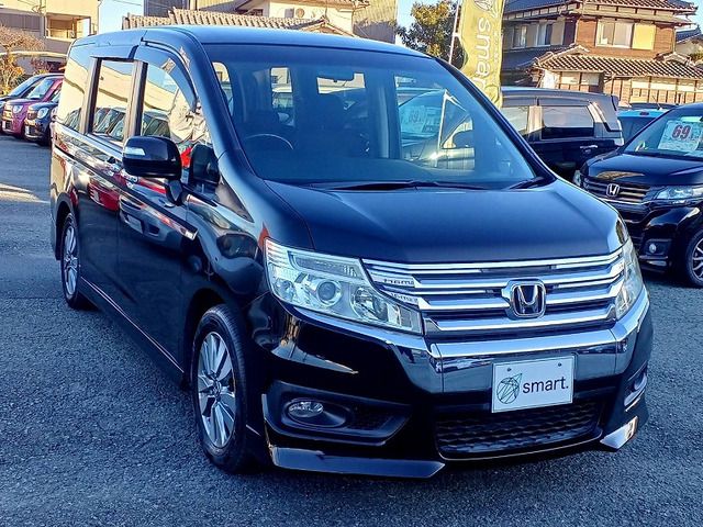 HONDA STEPWAGON SPADA 2012