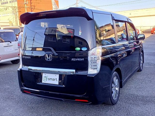 HONDA STEPWAGON SPADA 2012