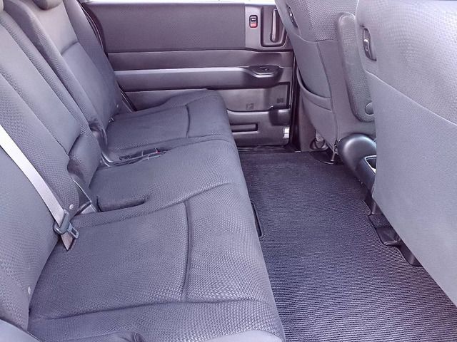 HONDA STEPWAGON SPADA 2012