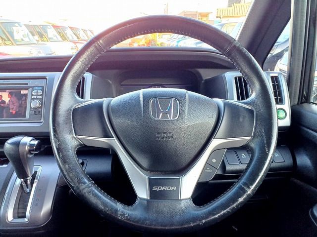 HONDA STEPWAGON SPADA 2012