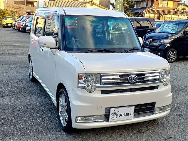 TOYOTA PIXIS SPACE CUSTOM 2011