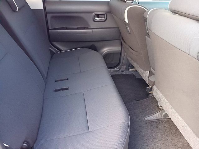 TOYOTA PIXIS SPACE CUSTOM 2011