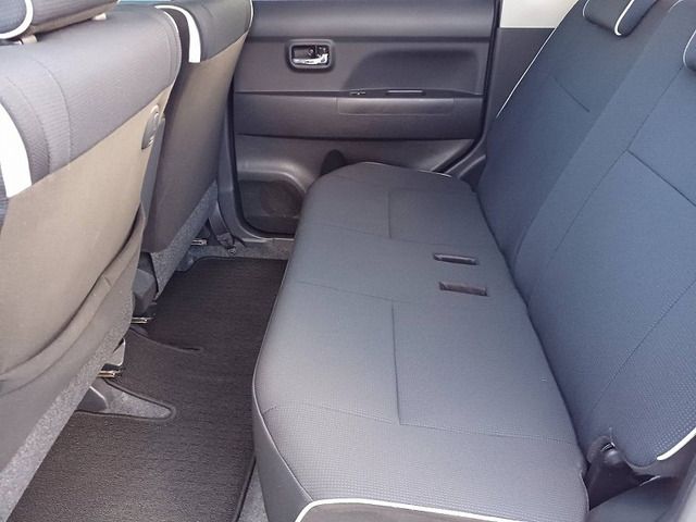 TOYOTA PIXIS SPACE CUSTOM 2011