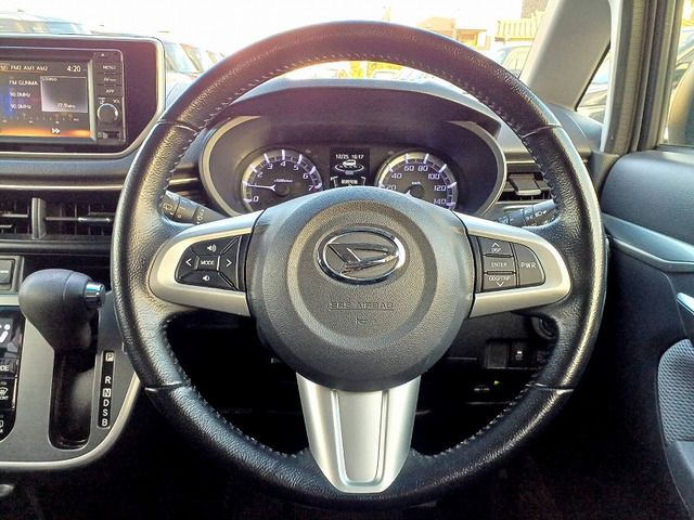 DAIHATSU MOVE CUSTOM 2015