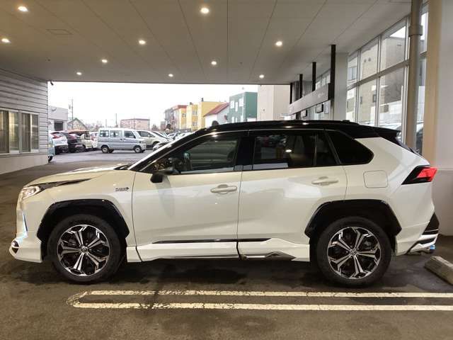 TOYOTA RAV4 PHV 2021