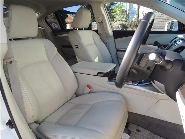 HONDA LEGEND HYBRID 2015